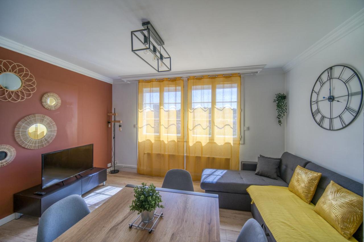 Appartement 3 Chambres Tout Equipe 6-8 Personnes Marseille Exterior photo