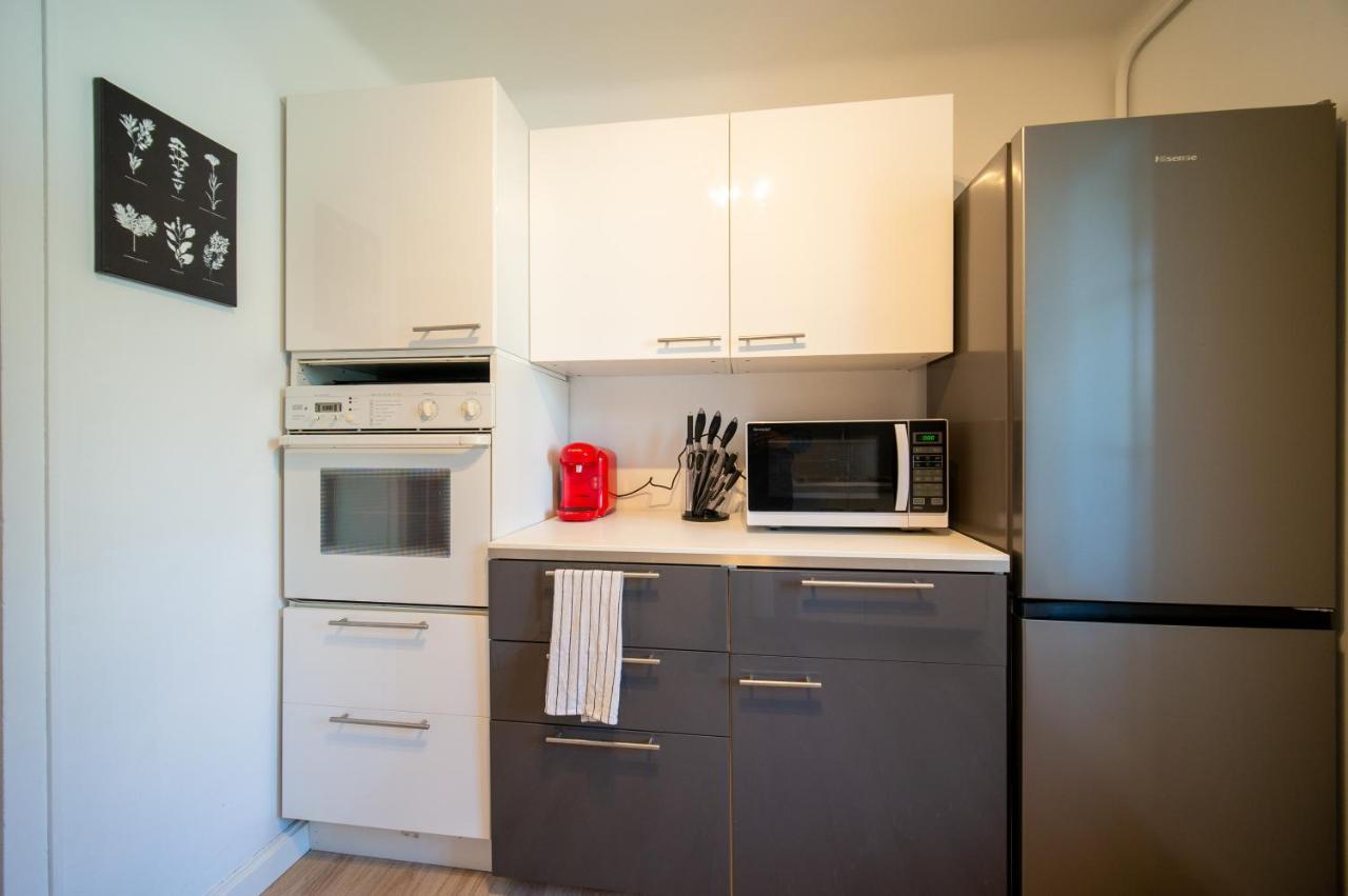 Appartement 3 Chambres Tout Equipe 6-8 Personnes Marseille Exterior photo
